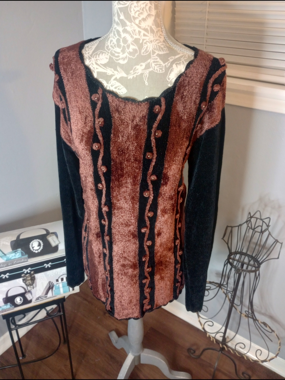 Women's Black and Brown Textured Long-Sleeve Sweater Top